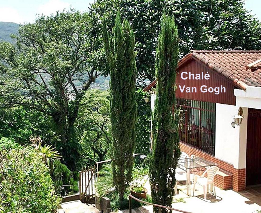 Chalé Van Gogh Hotel Teresópolis Buitenkant foto